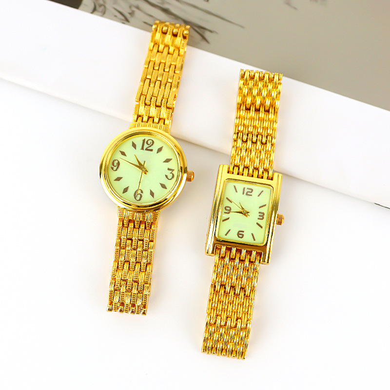 Women's Golden Quartz Bracelet Watch Square Round Light Luxury Vintage Quartz Watch Artistic Jewelry Buckle Small Dial Watch