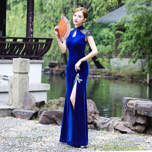 Red royal blue Annual meeting black Chinese Dresse retro qipaog velvet dress retro performance shows Chinese dress skirt long blooming flowers