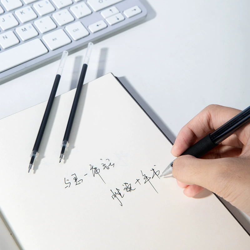 Black changeable rollerball pen, 0.5mm
