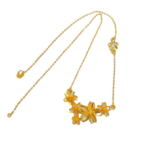 Venus Sand Gold Three-Life Flower Necklace for Women, Solid Gold Chain, Exquisite Blossoms, Versatile Layered Necklace, Elegant Clavicle Chain