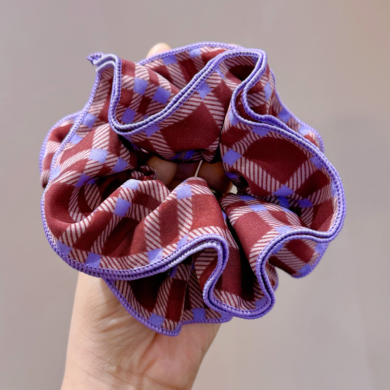 212 фиолетовая резинка для волос в клетку 15см