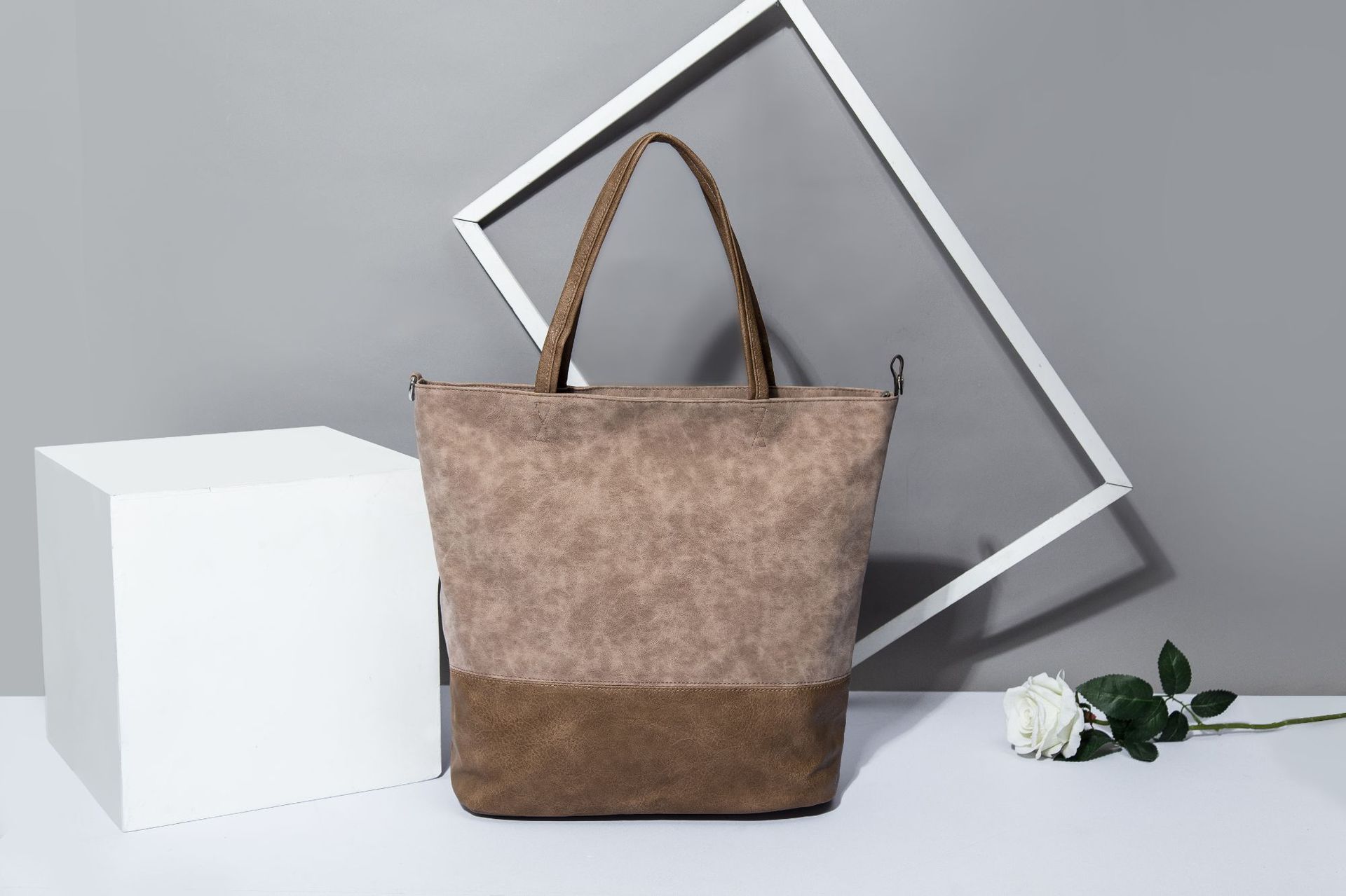 Messenger Bag Image 12