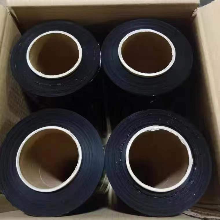 厂家现货黑色缠绕膜拉伸膜工业机用包装膜保鲜膜PE物流打包膜