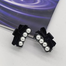 黑色珍珠丝绒蝴蝶结抓夹 优雅复古珍珠发夹 小众刘海侧边夹