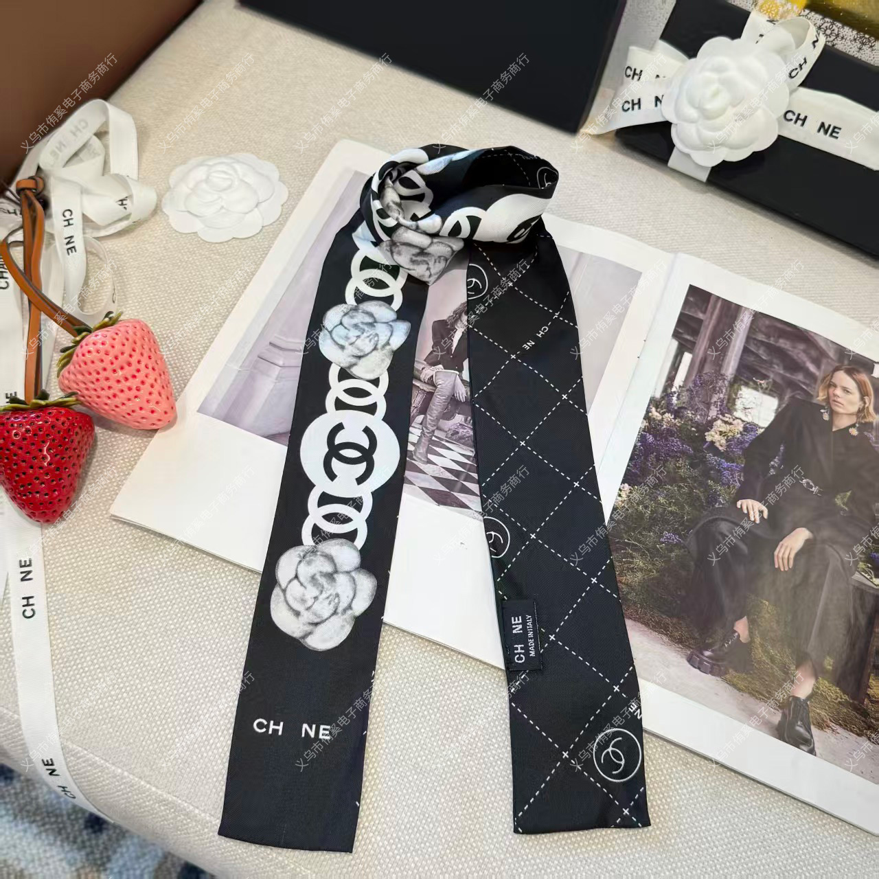 Xiangjia plaid camellia--black / 8*120CM