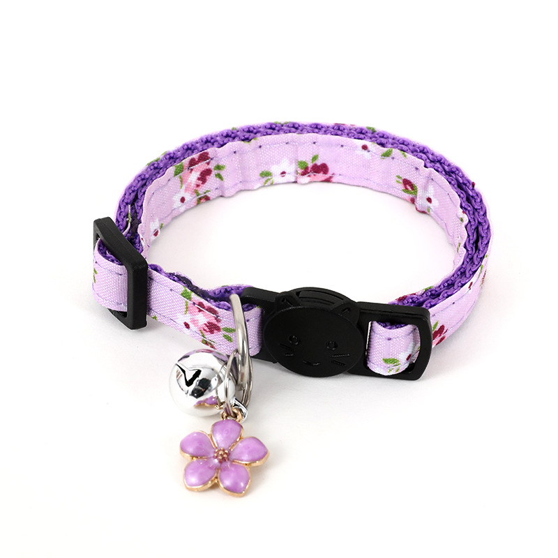 2023 Pei Pei Pei nuevos productos de flores gatos collares de tela frescos pequeños collares de flores gatos con gatitos