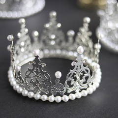 Baking cake, crown cake decoration accessories, fresh flowers, rose crown decoration, floral art, flower shop, baking cake shop