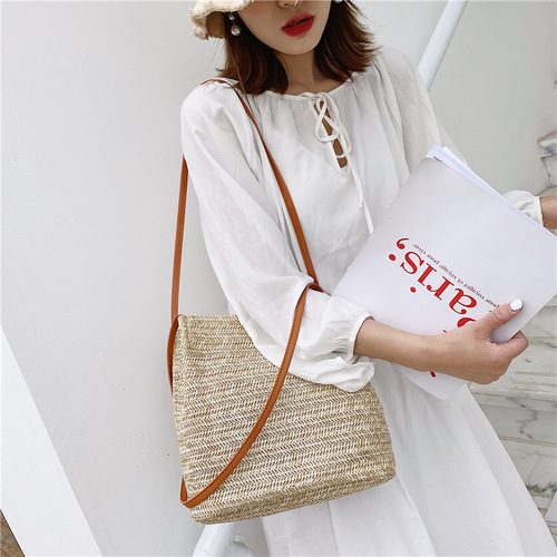 Bags Women's Straw Bag 2024 New Style Small Fresh Simple Forest Style Fashion Handheld Women's Bag Trendy Shoulder Bucket Bag
