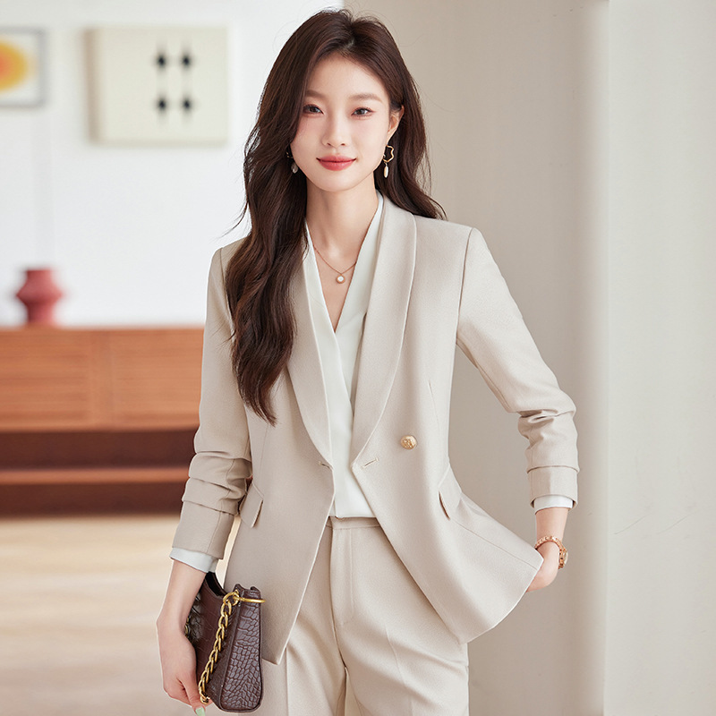 米白色西装套装女秋冬2024新款时尚轻职场高端气质通勤休闲小西服