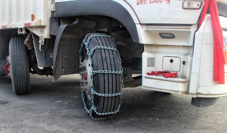 Truck Anti-Skid Chains, Agricultural Vehicle Chains, Tractor Manganese Steel Anti-Skid Chains, Snow Tire Alloy Iron Chains, Thickened and Reinforced
