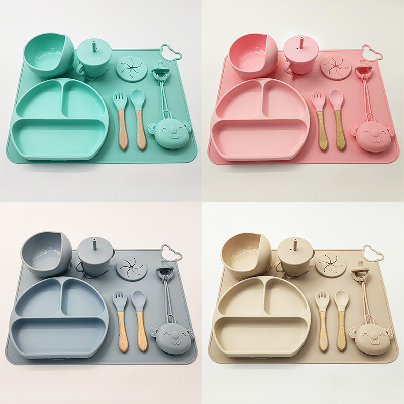 Silicone Baby Feeding Set - User Friendly
