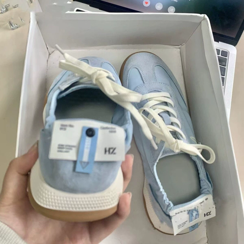 Популярные женские туфли Forrest Gump, новинка 2025 года, балетные тренировочные туфли на шнуровке с вышивкой, универсальные легкие дышащие спортивные белые туфли