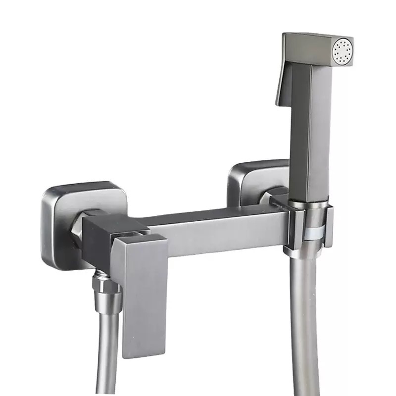 Bidé de cobre oculto para montaje en pared con pistola pulverizadora de alta presión, grifo de inodoro preinstalado para agua fría y caliente, transfronterizo