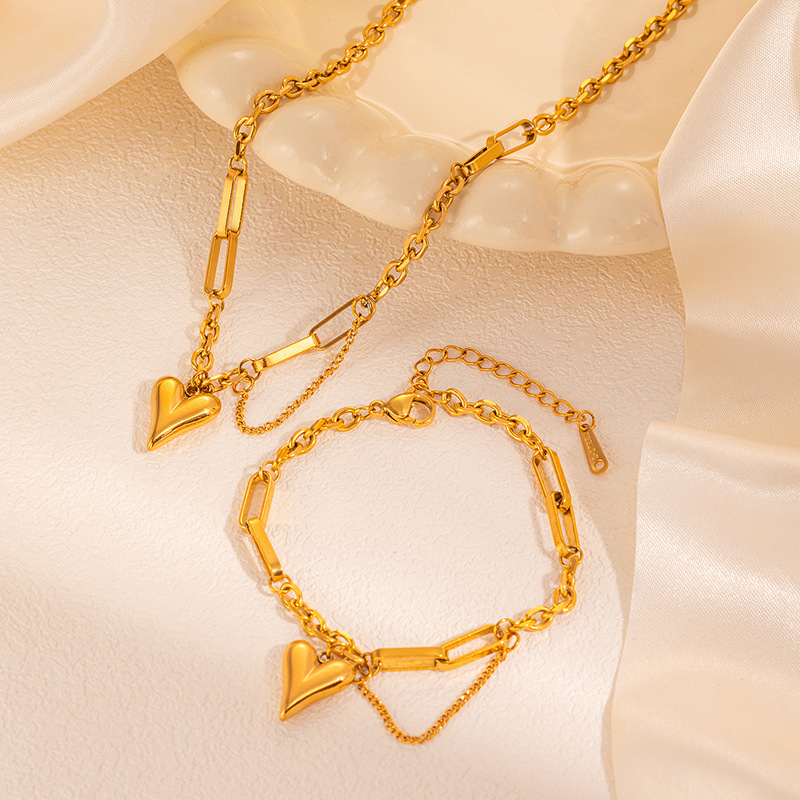 11g Weight 0.03µm Gold Plating Thickness Electroplated Gold Plating Process Golden Plated Plating Material Stone-Free Inlay Material Necklace Classification cable chain Chain Type 1 Piece Quantity Holiday, Daily Occasion 201 Stainless Steel Material Animal, Heart Shape, Butterfly Pattern Women's Gender Sweet Style Plating Craft Titanium Steel Chain Heart Shape Bracelets Necklace 7