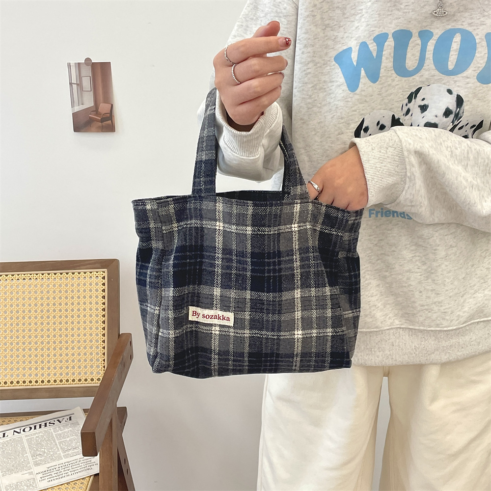 311021 Simple ins retro style woolen multi-color handbag for women, 2023 new checkered autumn and winter women's bag undefined