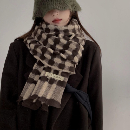 New plaid scarf for women in autumn and winter Korean style high-end versatile student scarf thickened warm shawl trend
