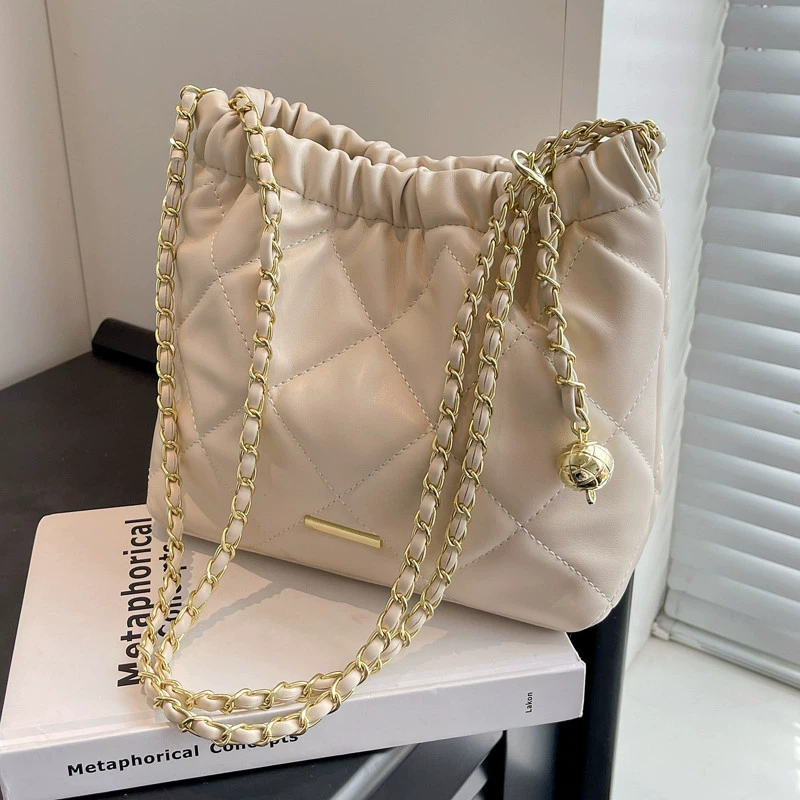 Shoulder bag summer one-shoulder, quilted diamond pattern with chain strap, leisure style