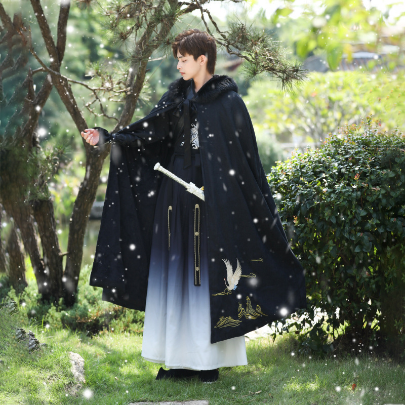 Autumn and Winter New Men's Traditional Hanfu Cloak Men's Han Element fleece-lined Black Mid-length Crane Coat Cloak Men's Autumn and Winter New Men's Traditional Hanfu Cloak Men's Han Element fleece-lined Black Mid-length Crane Coat Cloak Men's