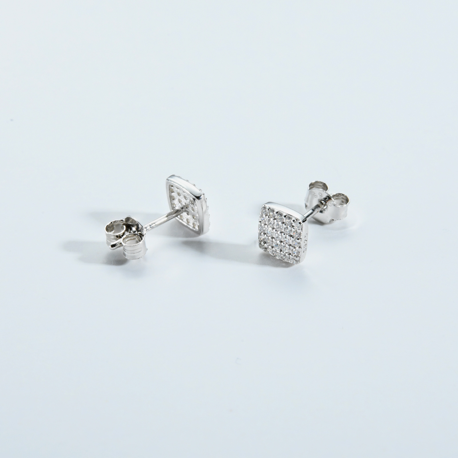 4g Weight 0.05µm-0.08µm Gold Plating Thickness Electroplating Gold Plating Process 925 Sterling Silver Ear Needle Material 18K Real Gold Plated, Platinum Plated Plating Material Zircon Inlay Material Ear Studs Classification 1 Pair Quantity Holiday, Daily Occasion 925 Sterling Silver Material Round, Square, Water Droplets Pattern Women's Gender Simple Style, Shiny Style Inlay Craft 1 Pair 925 Sterling Silver Zircon Round Square Water Droplets Ear Studs 3