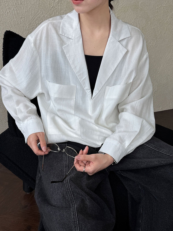 鹿西  极简设计感V领宽松衬衫女早秋新款通勤时髦上衣3672|undefined