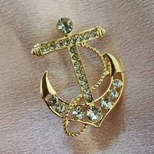 跨境镶水钻船锚造型胸针男士西服胸花时尚气质海军风衣饰别针饰品