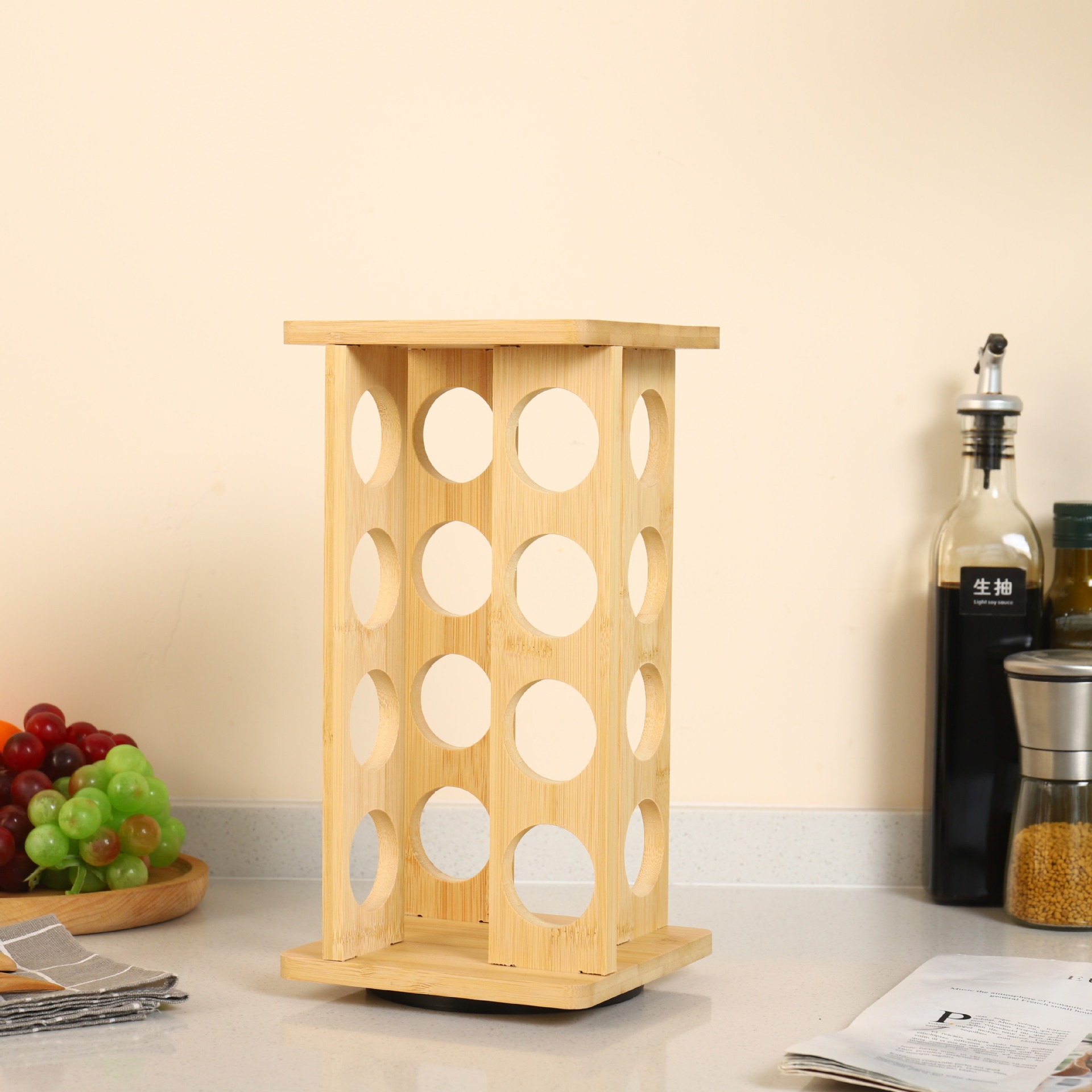 Rack de condimento de madera cuadrada para cocina doméstica condimento giratorio condimento de botella de condimento de gran capacidad multi-especificación
