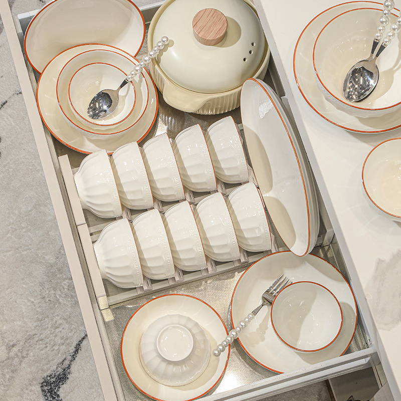 Ceramic Bowl Set for Home Use, High Aesthetic Value Noodle Bowl and Plate Set, High-Temperature Underglaze Color Pure White Embossed Plate and Dish Combination