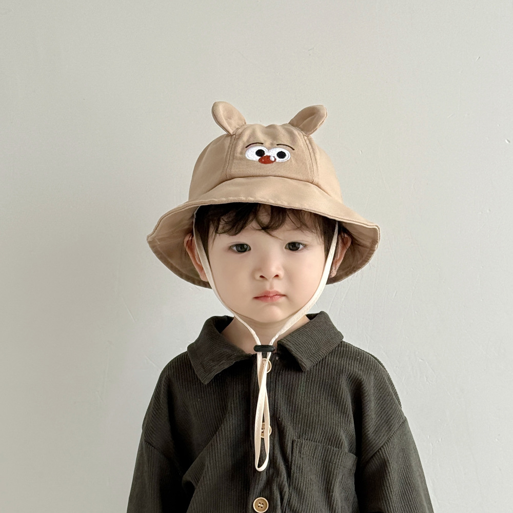 Sombrero de bebé verano súper lindo y lindo sombrero de pescador de bebé para hombres y mujeres modelos de primavera y otoño estilo occidental pequeño mes salir sombrero para el sol