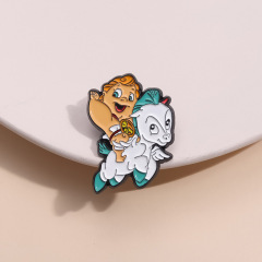 創意卡通寶寶大力士動畫周邊胸針可愛小白馬造型合金烤漆徽章配飾