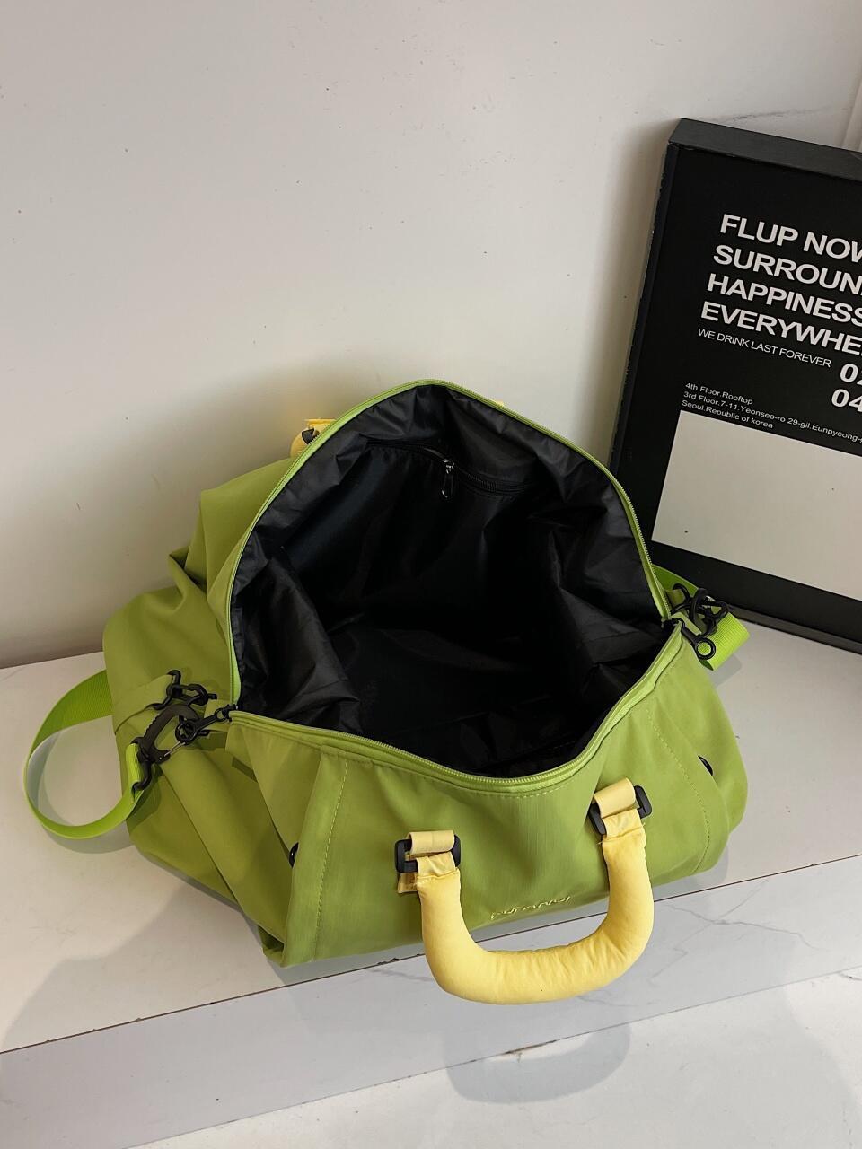 Travel bag, large capacity, expandable