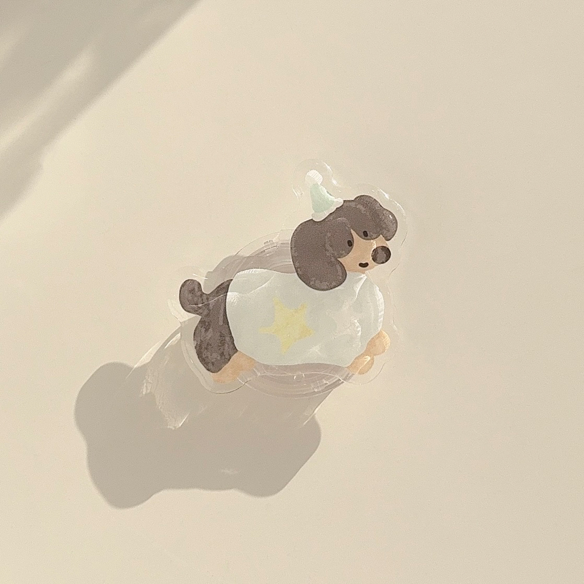 Ins韓風アニメのニャンヌ動物の背中に殻を貼って伸縮します。