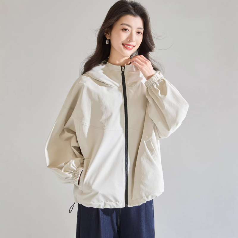 [Shenghong] Spring Light Outdoor Casual Style Hooded Drawstring Loose-Fitting Slimming Sports Jacket Sun Protection Jacket Beige