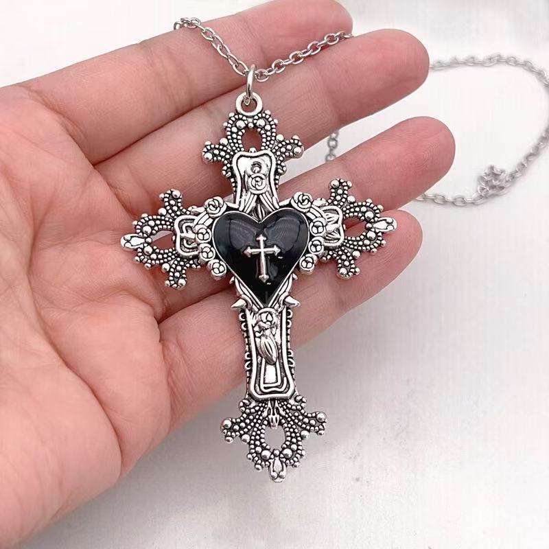 Vintage Gothic Personalized Rose Cross Heart-Shaped Pendant Cross Necklace Y2K Women's Necklace Manufacturer Vintage Gothic Personalized Rose Cross Heart-Shaped Pendant Cross Necklace Y2K Women's Necklace Manufacturer