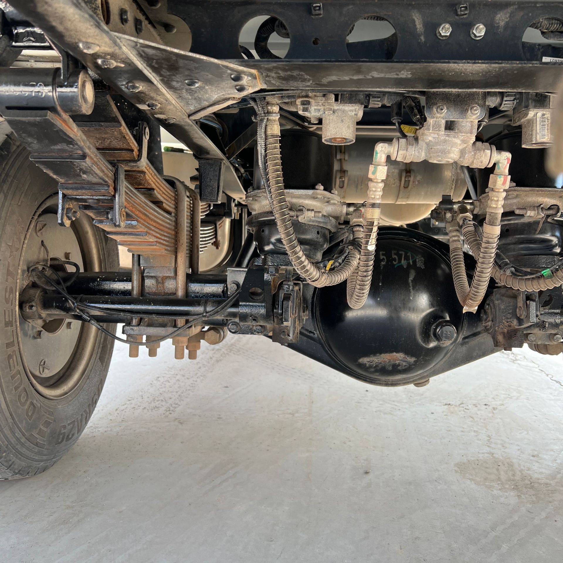 Export Howo 10-Ton Small Light Truck, Refurbished Light-Duty Garbage Dump Truck, 4X2 Light-Duty Rear-Dump Truck