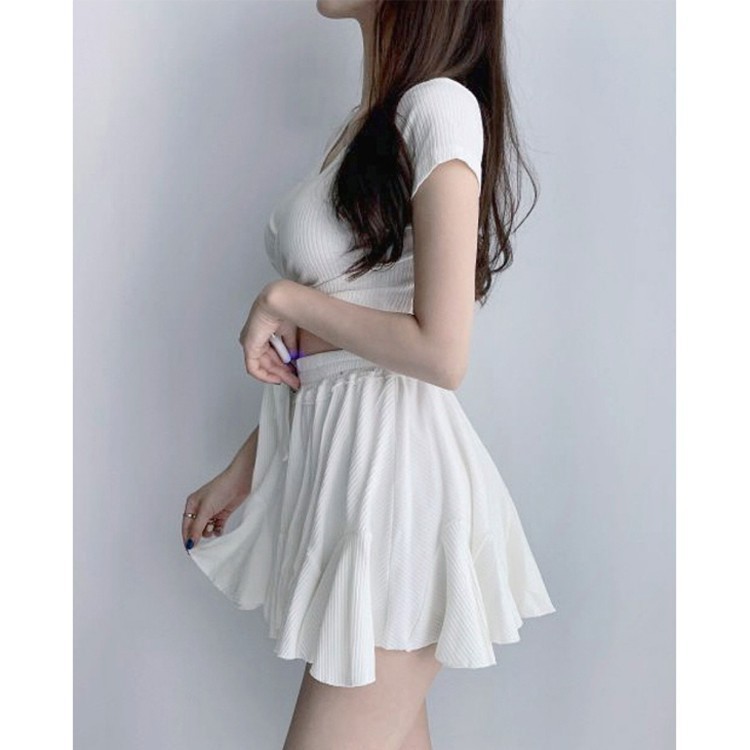 2024 Split Swimsuit Women's New Hot Short Sleeve Belly Covering Slimming Student Conservative Korean Ins Conservative Swimsuit