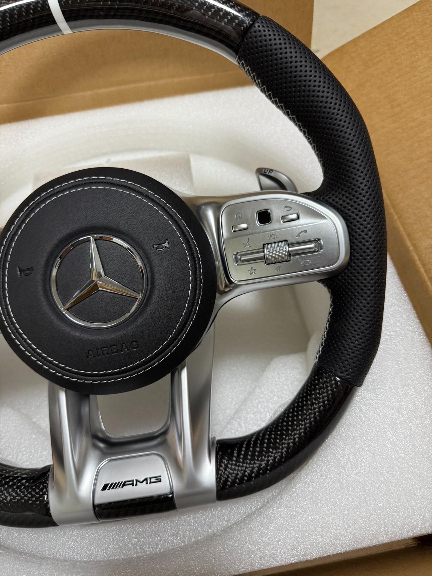 Suitable for Mercedes-Benz AMG steering wheel assembly upgrades and modifications; cross-border supply, factory direct sales, and foreign trade