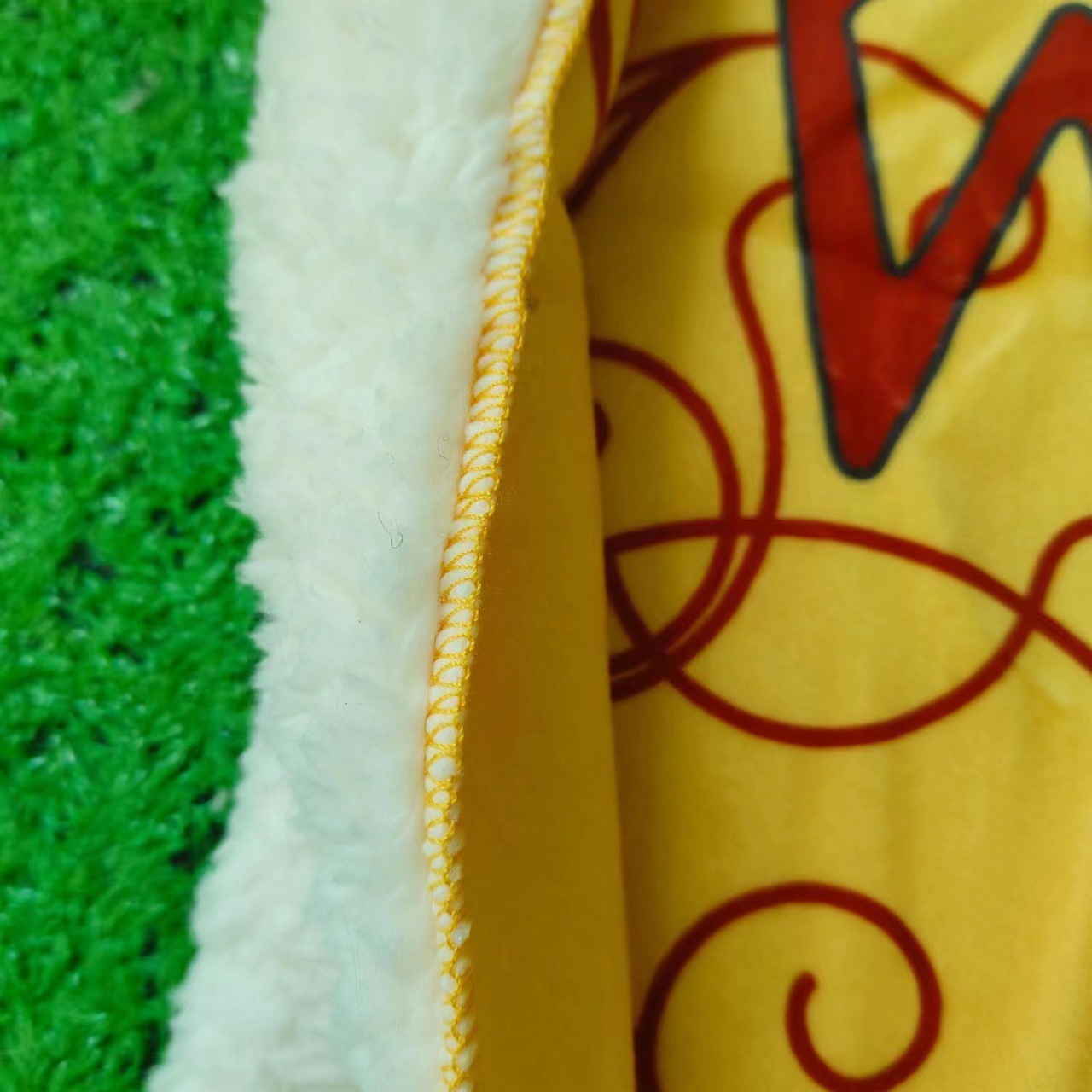 Cashmere Blanket Image 4