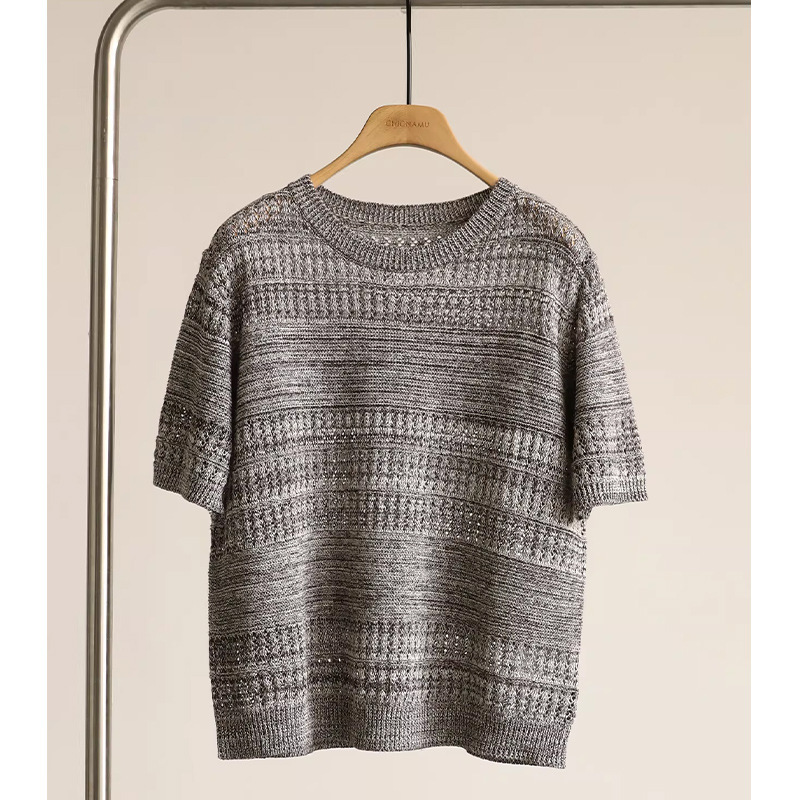 Vintage Hollow-Out Linen Gray Knit Sweater for Women, Early Spring 2026 New Style, High-End, Stylish, Versatile, Slimming Top Vintage Hollow-Out Linen Gray Knit Sweater for Women, Early Spring 2026 New Style, High-End, Stylish, Versatile, Slimming Top