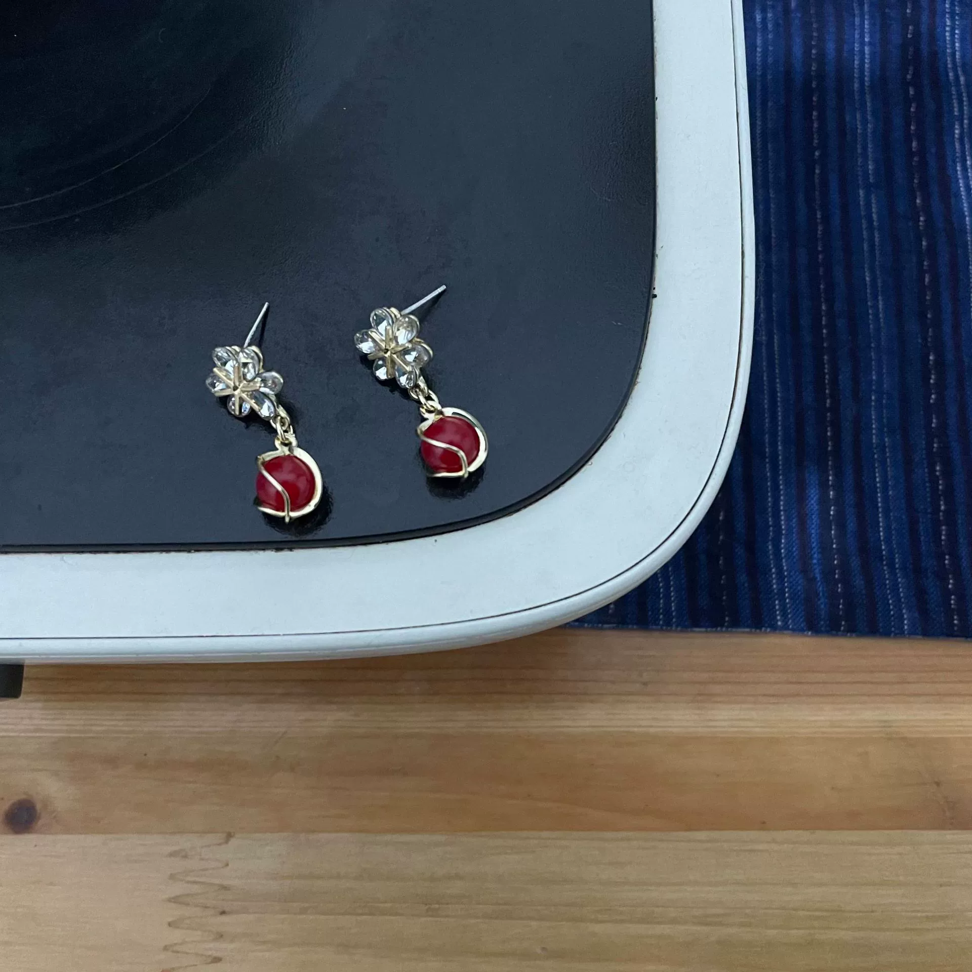 Earrings with zircon with bow, silver 925 sample, cat's eye, internet celebrity