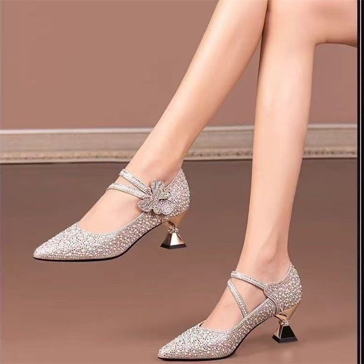 2026 primavera nuevo temperamento mujer zapatos de tacones bajos arco tacones de moda antideslizante zapatos de tacones altos