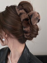 X 35019 Leopard Print Velvet Claw Clip ����ë��ץ�� �羳����
