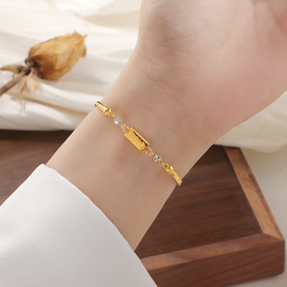 18K Gold-Plated Good Luck and Wealth Small Gold Brick Curved Tube Diamond Titanium Steel Bracelet for Women, Accessible Luxury Elegant, Versatile High-End Hand Jewelry