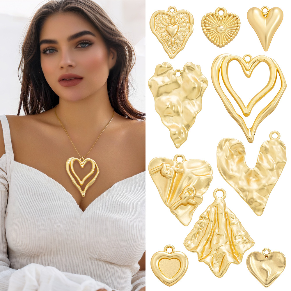 Cross-border new hollow geometric love long pendant ladies creative high sense mixed color heart-shaped long necklace wholesale