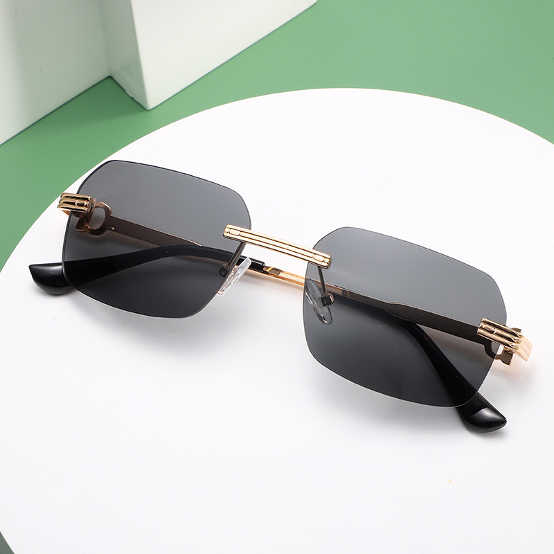 755 New C Home Irregular Crystal Cut Edge Square Sunglasses Fashion European and American Model Cover Sunglasses 755 New C Home Irregular Crystal Cut Edge Square Sunglasses Fashion European and American Model Cover Sunglasses