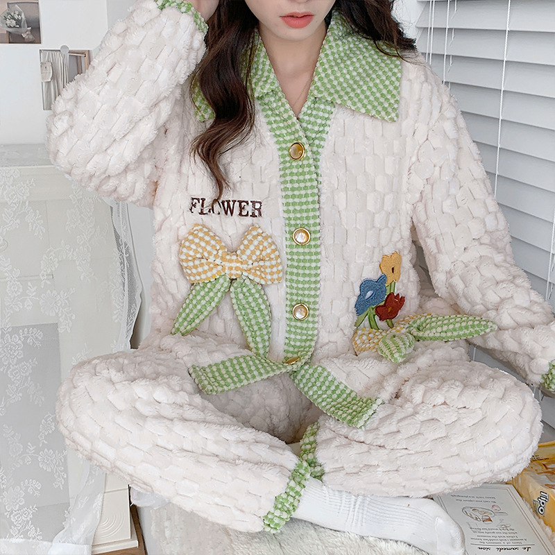 가을과 겨울 산호 양털 월간 의류 겨울 산후 11 월 12 일 두꺼운 따뜻한 간호 임산부 잠옷 세트 여성