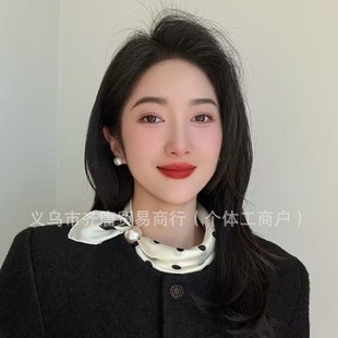 2025 new spring and summer thin pearl necklace magnetic buckle lazy scarf women's pendant scarf clavicle chain scarf