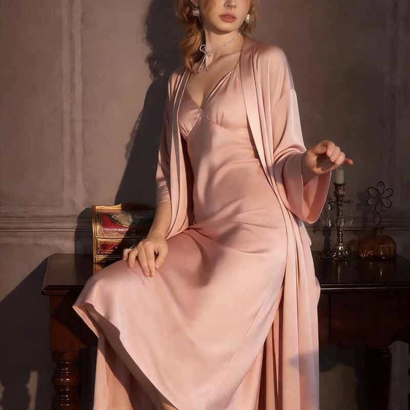 High-End Ice Silk Pajamas with Breast Pads for Women, Spring, Autumn and Summer Short-Sleeved Nightgowns, Extended Bathrobes, Suspender Nightgowns, Home Clothes