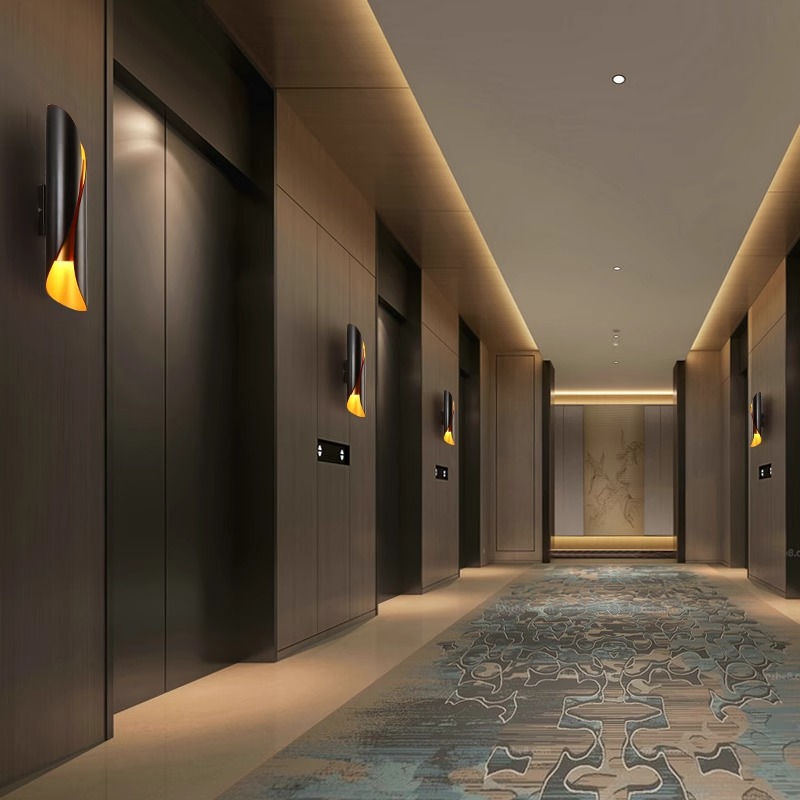 Lámpara de pared de lujo ligera transfronteriza sala de estar hotel apartamento pasillo dormitorio lámpara de noche personalidad creativa restaurante lámpara de pared de alta gama