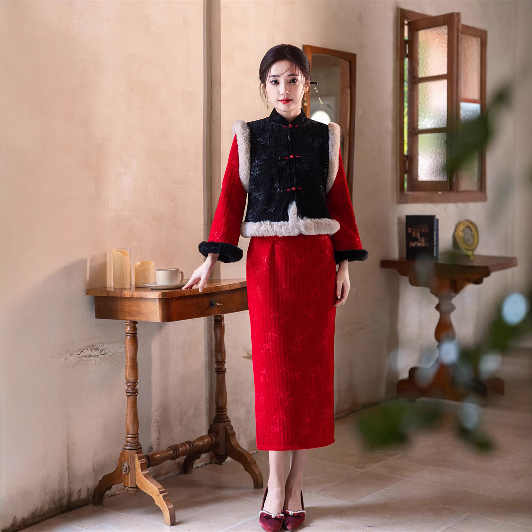 黑色旗袍套装秋冬季加绒厚过年战袍女拜年汉服唐装国风红色马甲袄