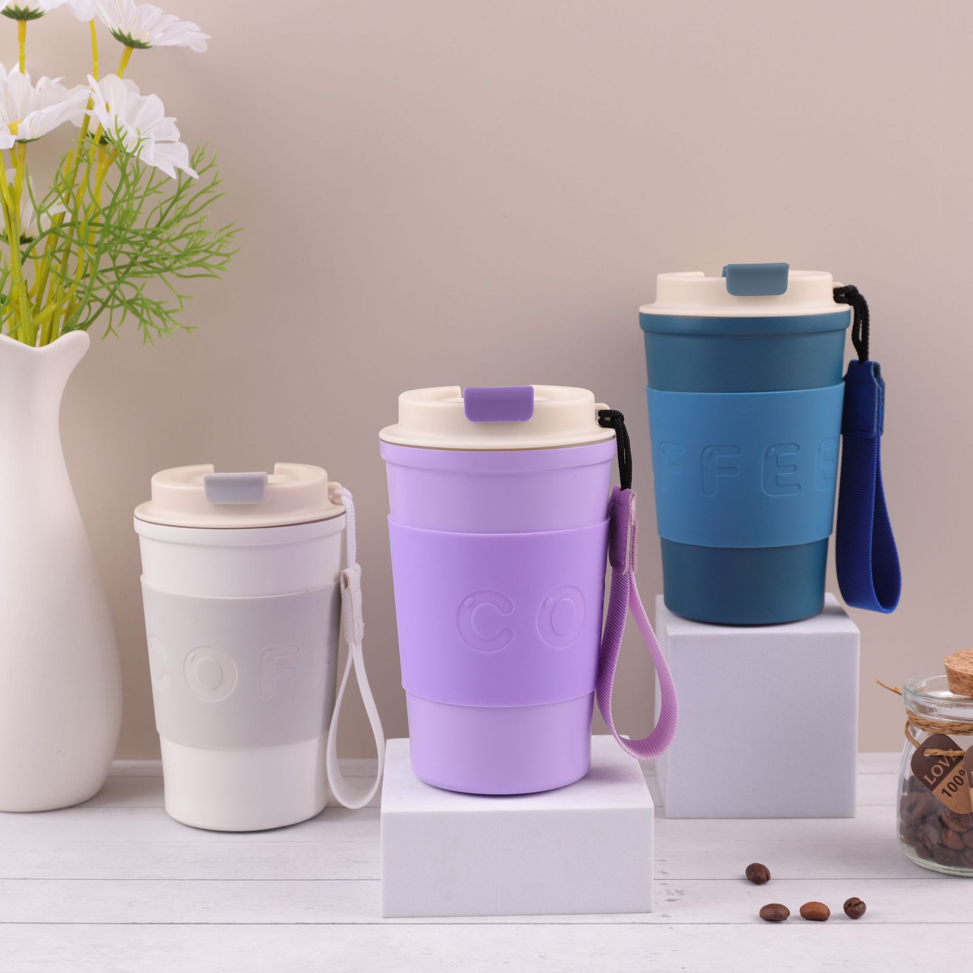 Sudeste asiático popular taza de café de dibujos animados de alta apariencia portátil ventosa coche 304 Acero inoxidable portátil taza de agua